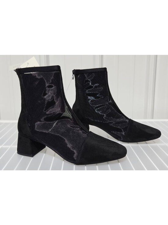 a new day Shoes - A New Day Celaena Black Mesh & Faux Suede Zippered Ankle Boots -- Women's Size 7
